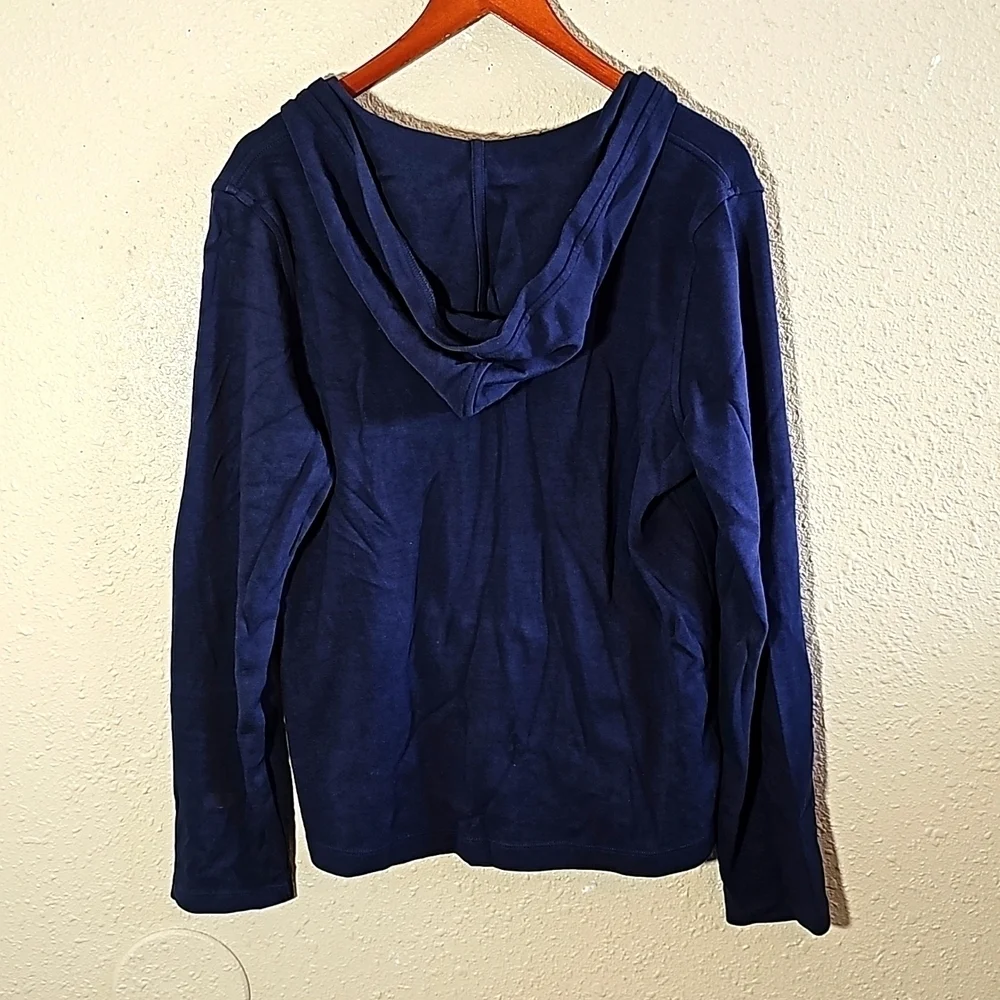 Lilly Pulitzer Hoodie. - Picture 7 of 7